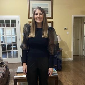 Meet your Posher, Elizabeth